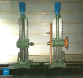 Column type pay-off stand