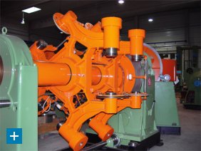 Rigid stranding machine fork-type design